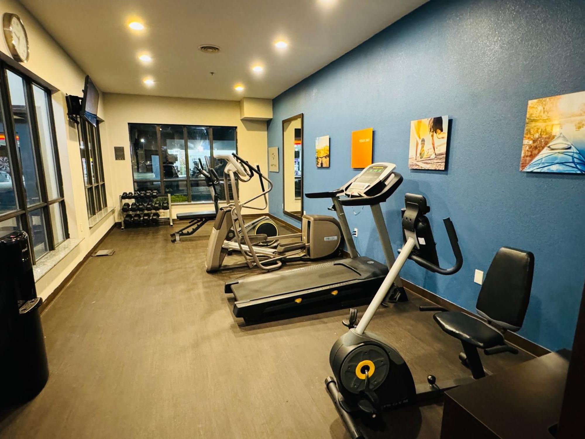 Comfort Suites Plymouth Near Us-30 Экстерьер фото